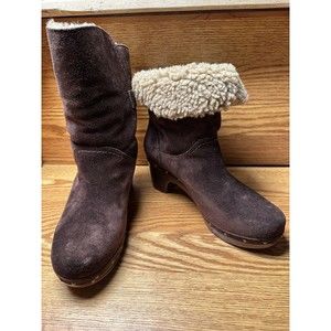 Ugg Amoret Model Brown Suede Boots With Sheepskin Lining Women's Sz 7